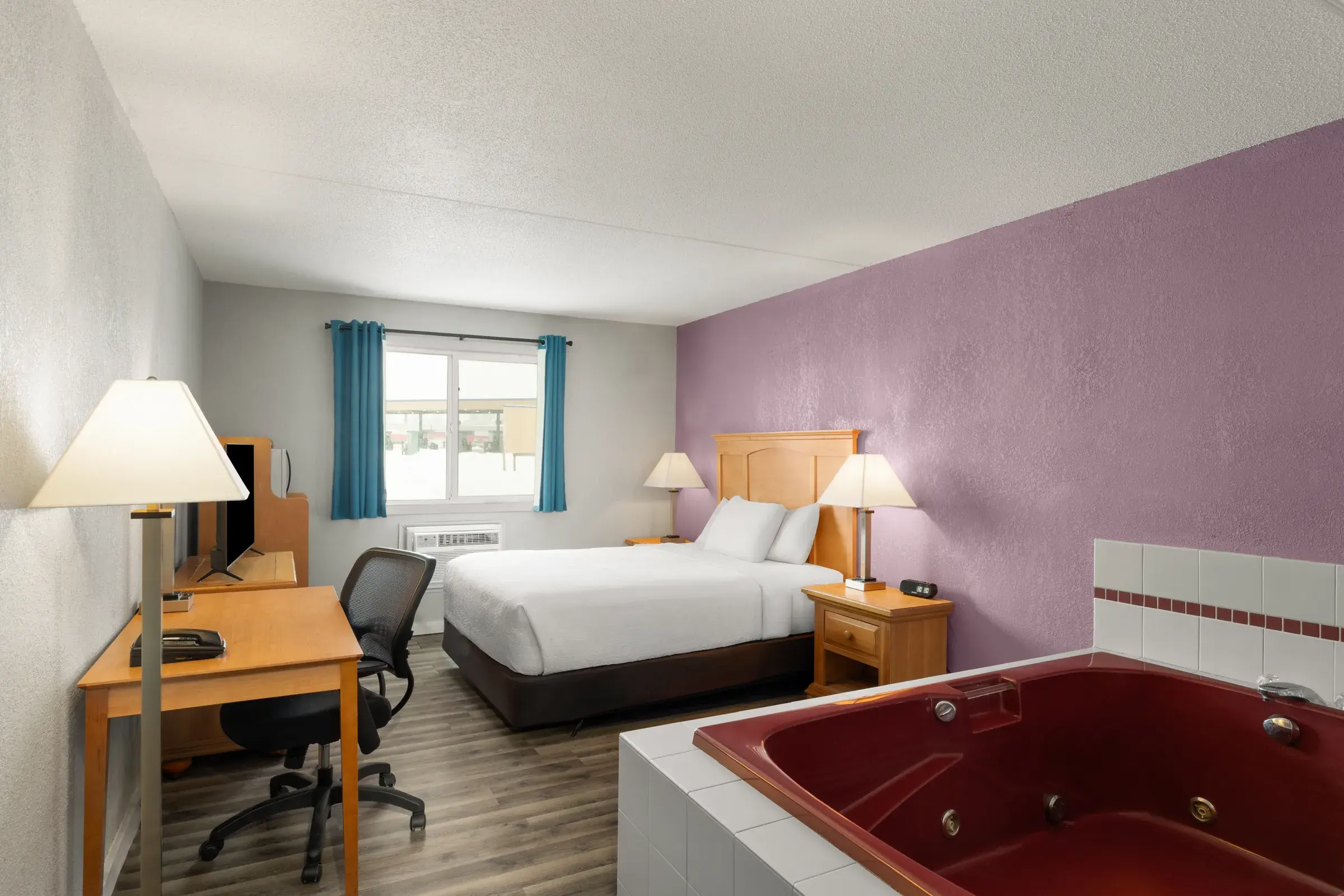 Suite sitting area